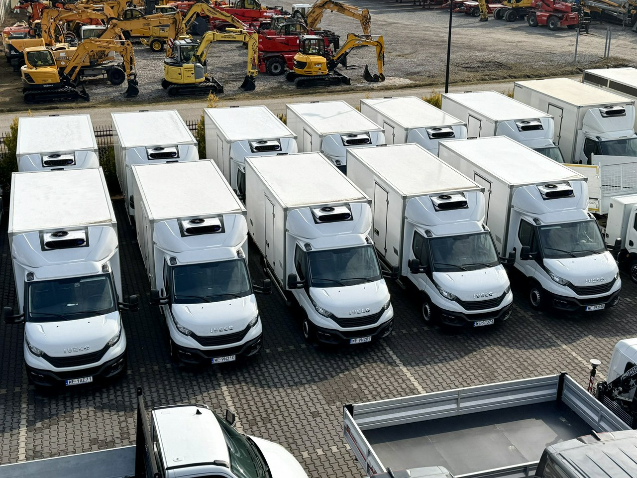 Iveco Daily 35S16 V - Chladiarenská dodávka: obrázok 2 Iveco Daily 35S16 V - Chladiarenská dodávka: obrázok 2