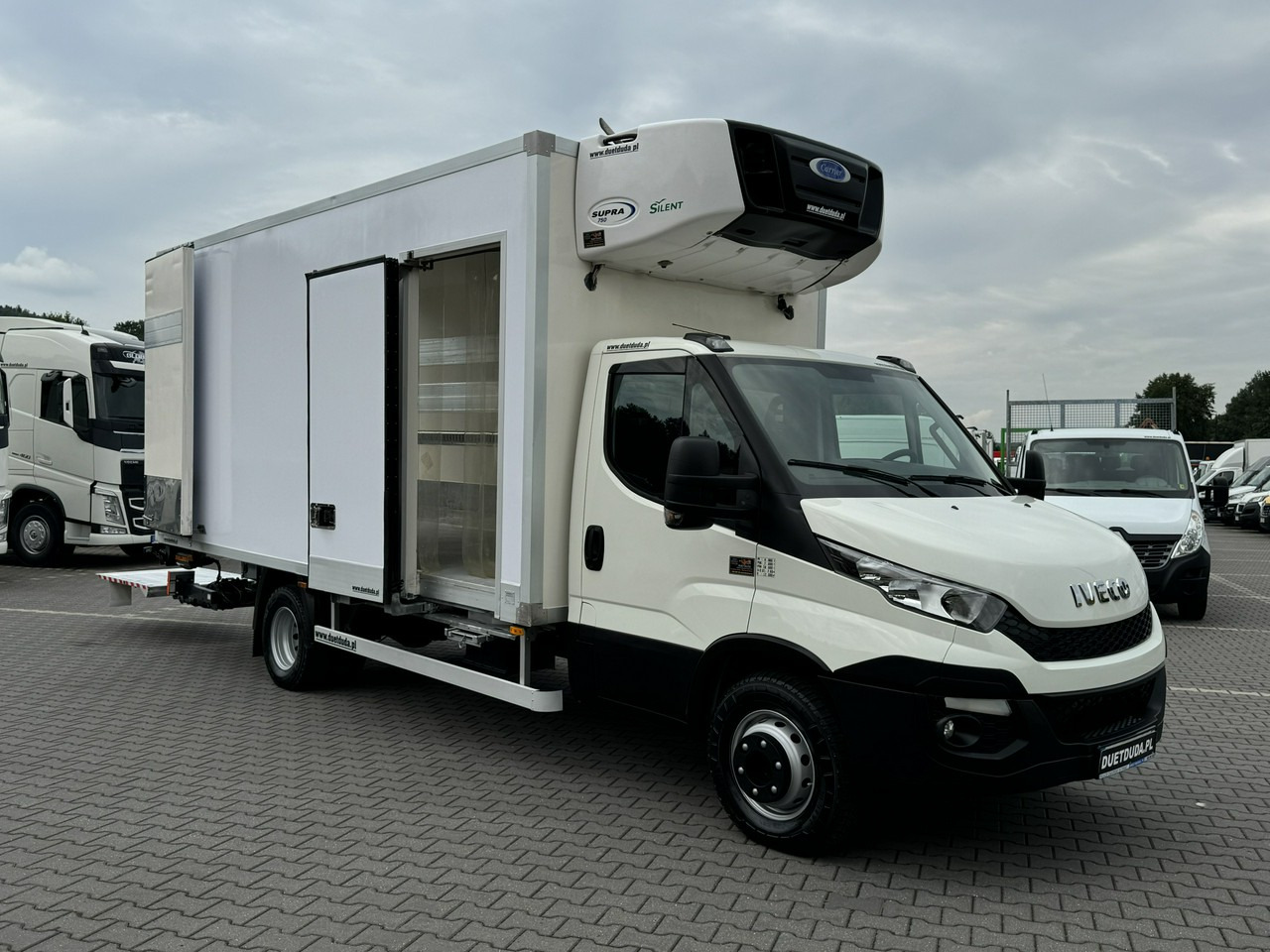Iveco Daily 70C18 V H - Chladiarenská dodávka: obrázok 3 Iveco Daily 70C18 V H - Chladiarenská dodávka: obrázok 3