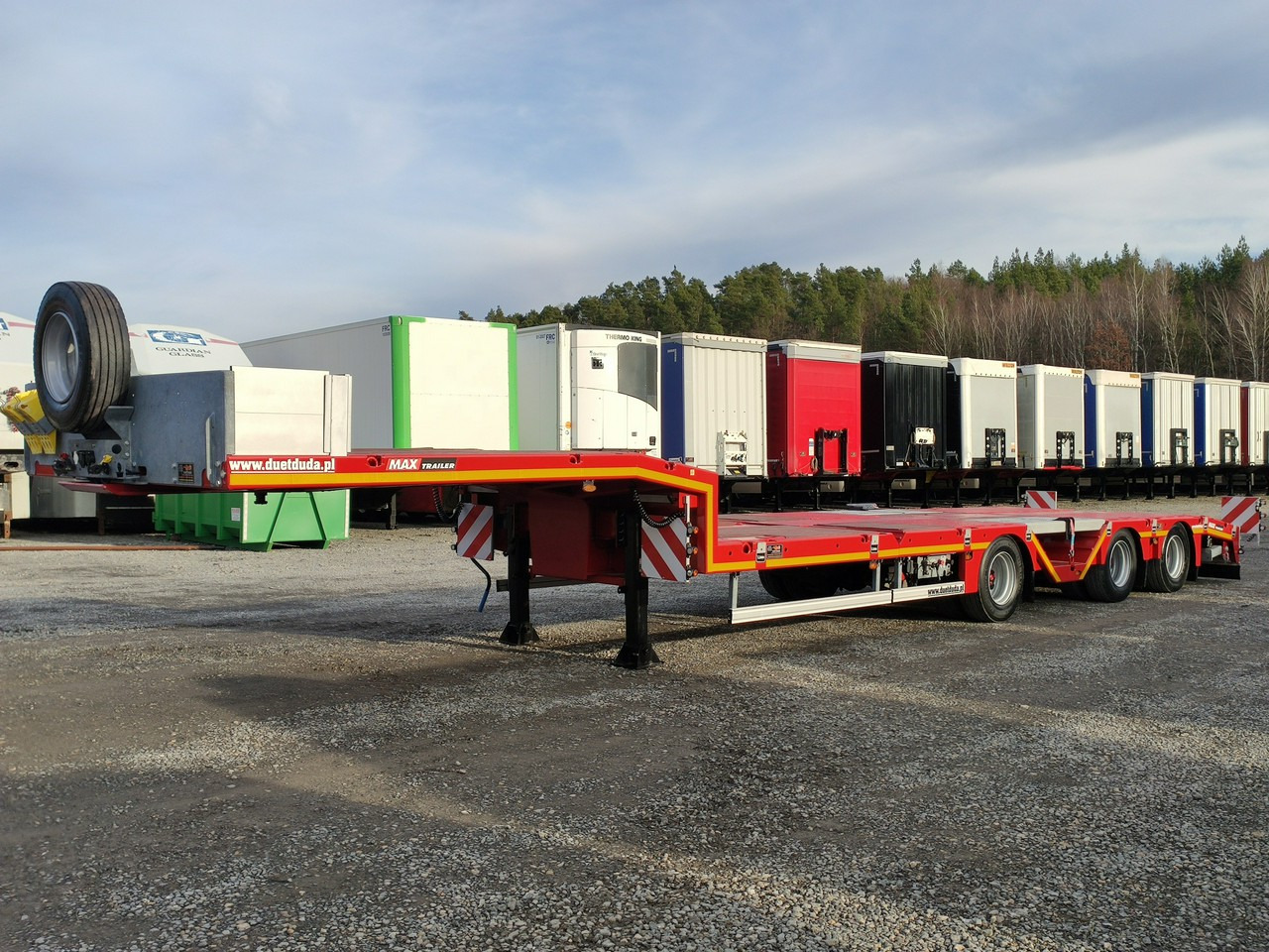 MAX Trailer 3-Osie Oś skrętna Oś Podnoszona Nooteboom - Náves podvalník: obrázok 1 MAX Trailer 3-Osie Oś skrętna Oś Podnoszona Nooteboom - Náves podvalník: obrázok 1