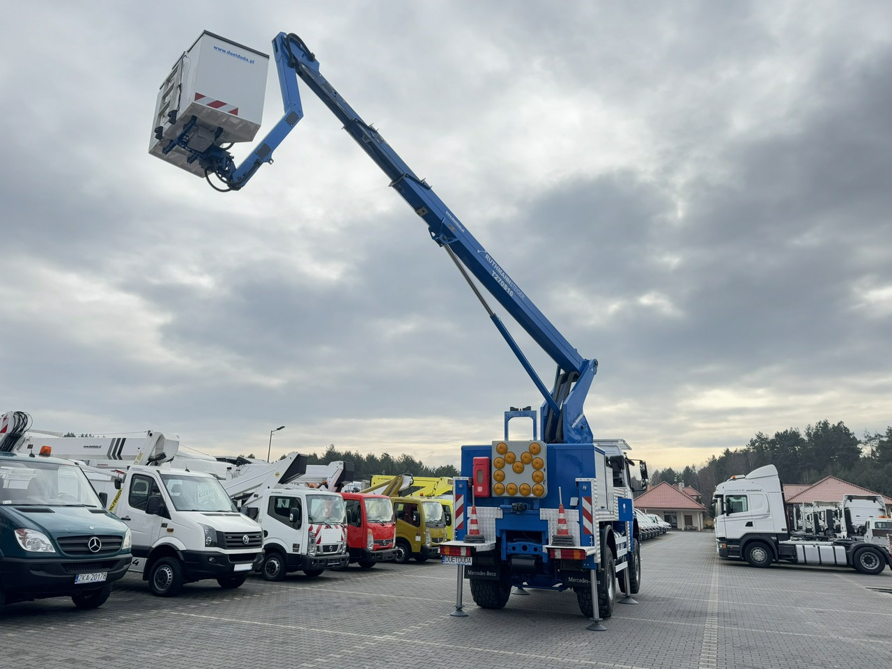 Mercedes AXOR 1829 4x4 Zwyżka RUTHMANN STEIGER T270S16 Podnośnik Koszowy - Automobilová plošina: obrázok 4 Mercedes AXOR 1829 4x4 Zwyżka RUTHMANN STEIGER T270S16 Podnośnik Koszowy - Automobilová plošina: obrázok 4
