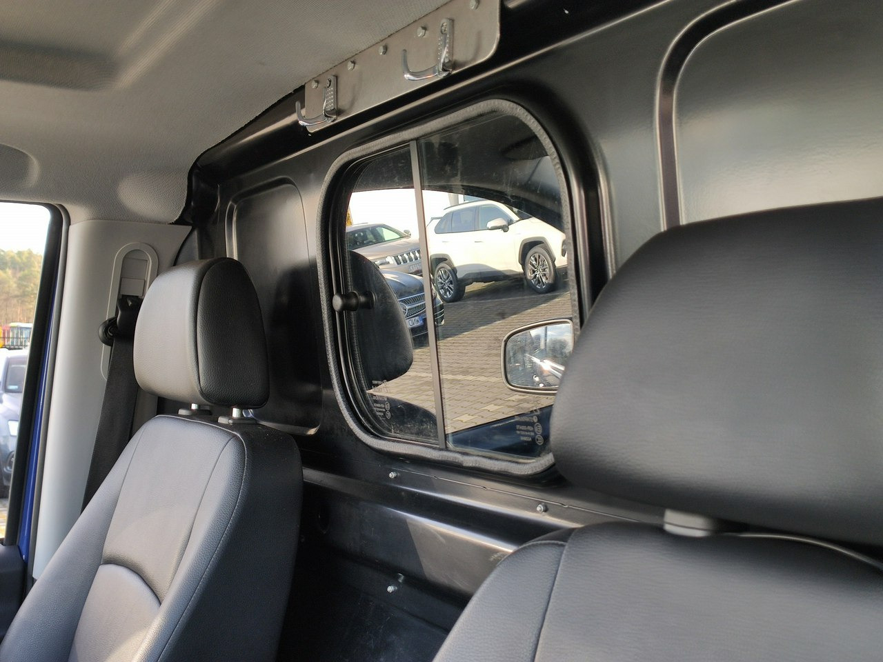 Furgon Mercedes Vito: obrázok 24