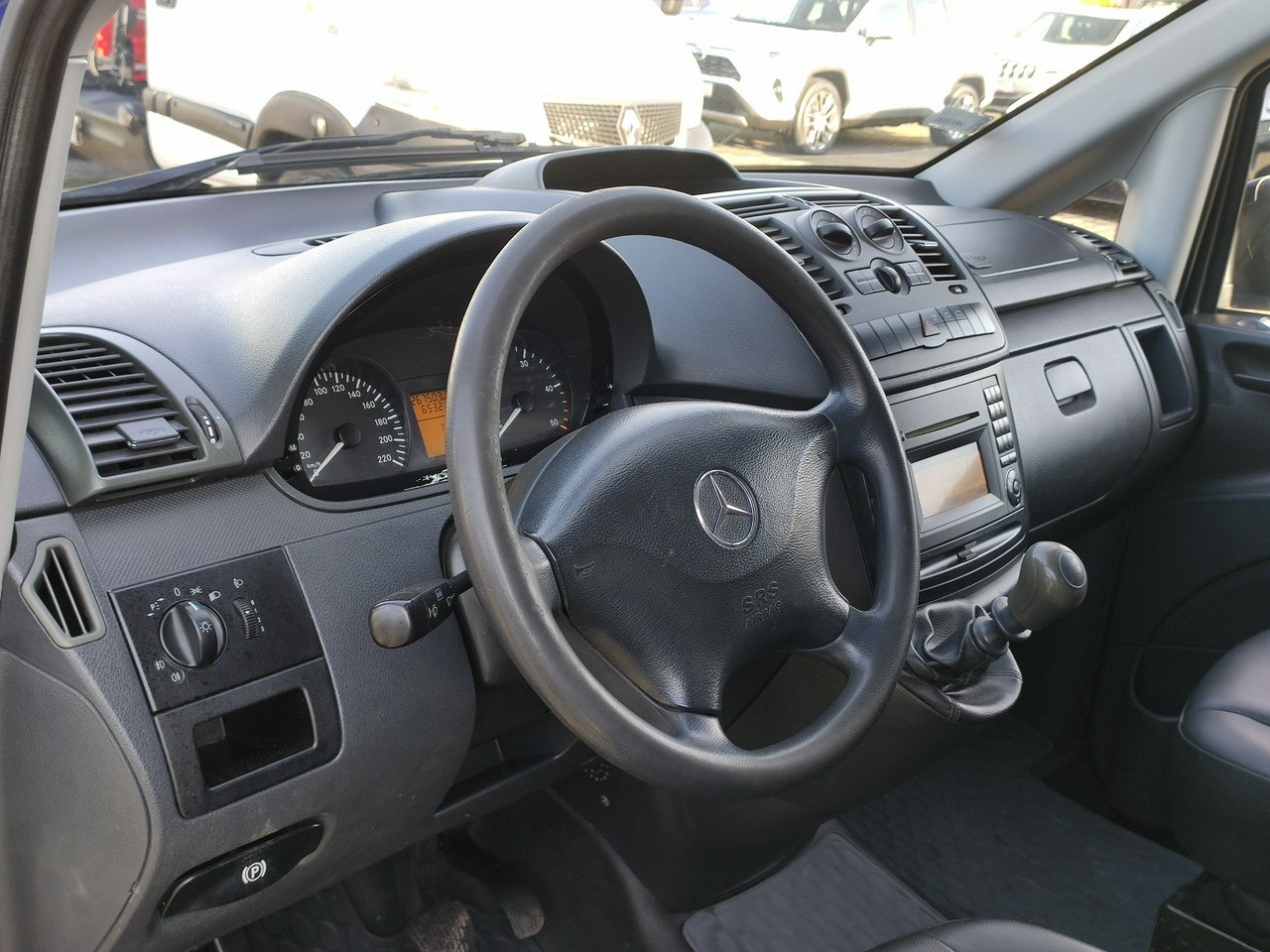 Furgon Mercedes Vito: obrázok 19