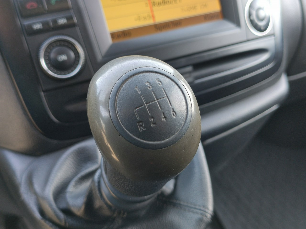 Furgon Mercedes Vito: obrázok 23