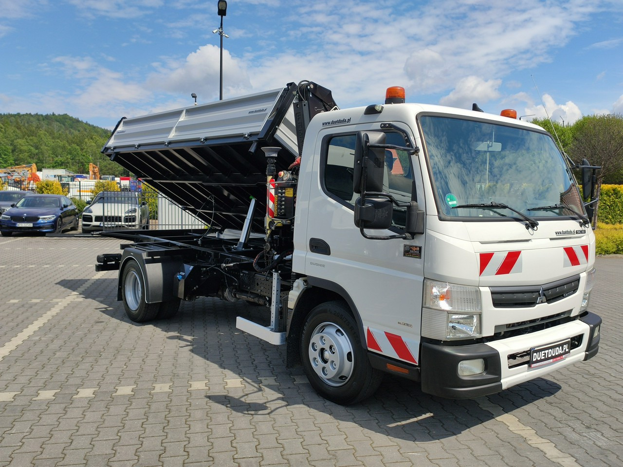 Mitsubishi Canter Fuso 9C18 3.0/180KM Automat, HDS FASSI F30 Wywrotka 3-str - Sklápač, Auto s hydraulickou rukou: obrázok 4 Mitsubishi Canter Fuso 9C18 3.0/180KM Automat, HDS FASSI F30 Wywrotka 3-str - Sklápač, Auto s hydraulickou rukou: obrázok 4