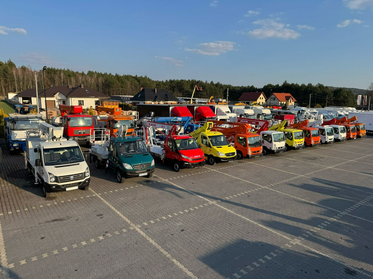 Nissan Cabstar - Automobilová plošina: obrázok 4 Nissan Cabstar - Automobilová plošina: obrázok 4