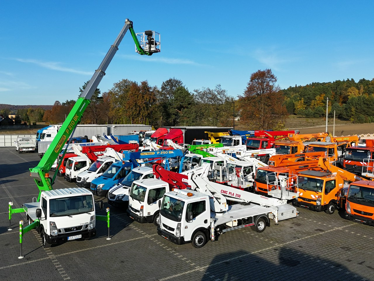 Nissan Cabstar Zwyżka Podnośnik Koszowy PALFINGER P210 BK UDT - Automobilová plošina: obrázok 3 Nissan Cabstar Zwyżka Podnośnik Koszowy PALFINGER P210 BK UDT - Automobilová plošina: obrázok 3
