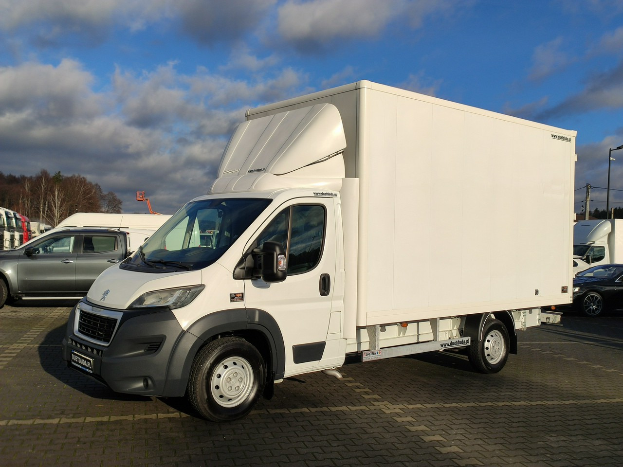 Peugeot Boxer - Dodávka skriňová nadstavba: obrázok 2 Peugeot Boxer - Dodávka skriňová nadstavba: obrázok 2