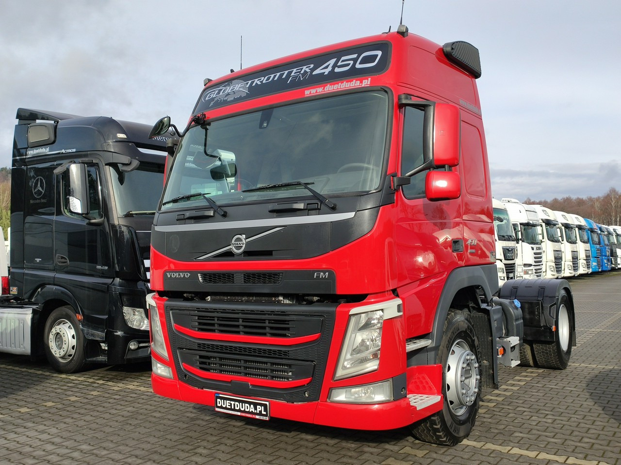 Volvo FM 450 Euro 6 GLOB STANDARD Waga Tylko 6500kg !!! - Ťahač: obrázok 4 Volvo FM 450 Euro 6 GLOB STANDARD Waga Tylko 6500kg !!! - Ťahač: obrázok 4