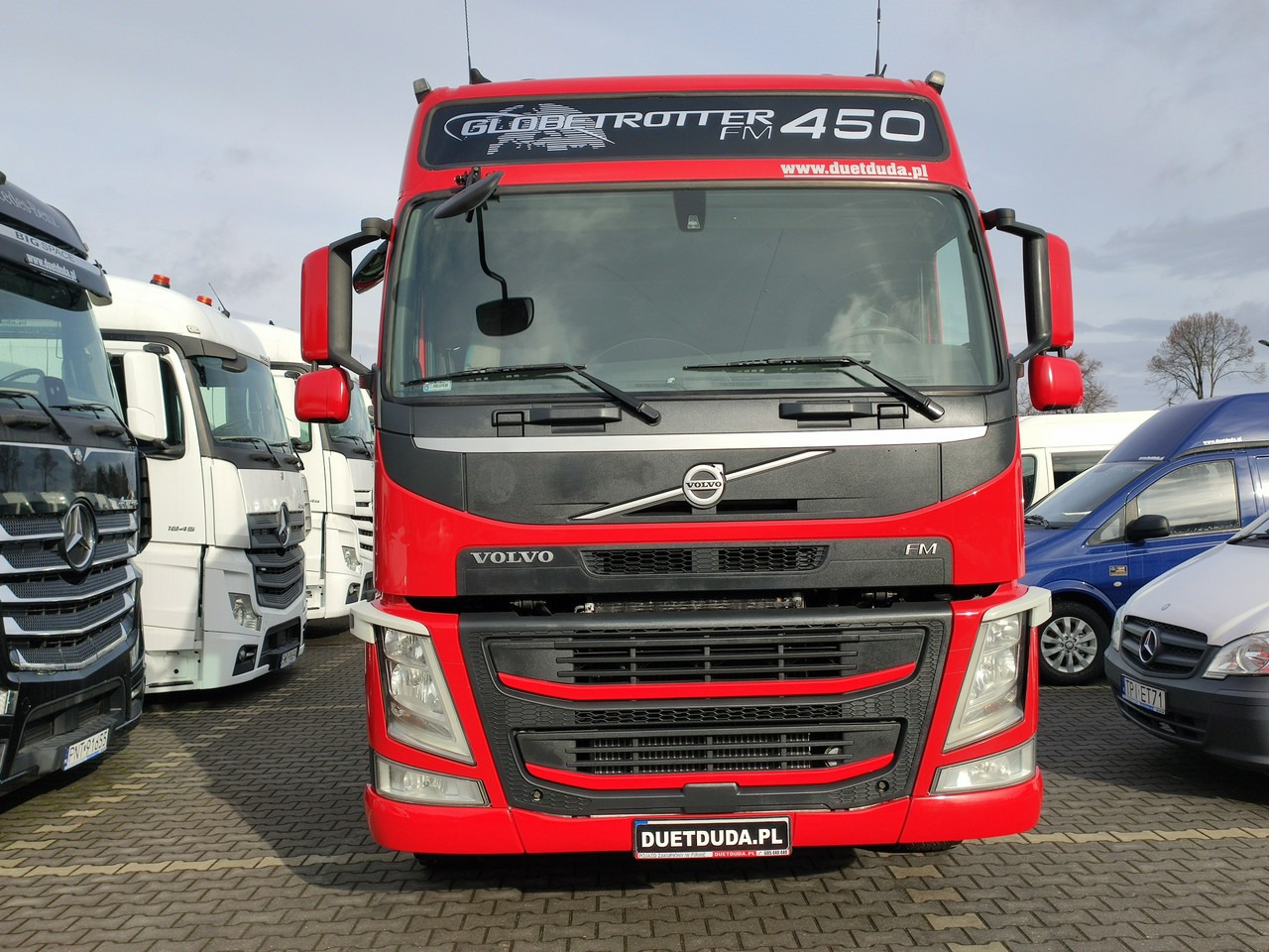 Volvo FM 450 Euro 6 GLOB STANDARD Waga Tylko 6500kg !!! - Ťahač: obrázok 5 Volvo FM 450 Euro 6 GLOB STANDARD Waga Tylko 6500kg !!! - Ťahač: obrázok 5