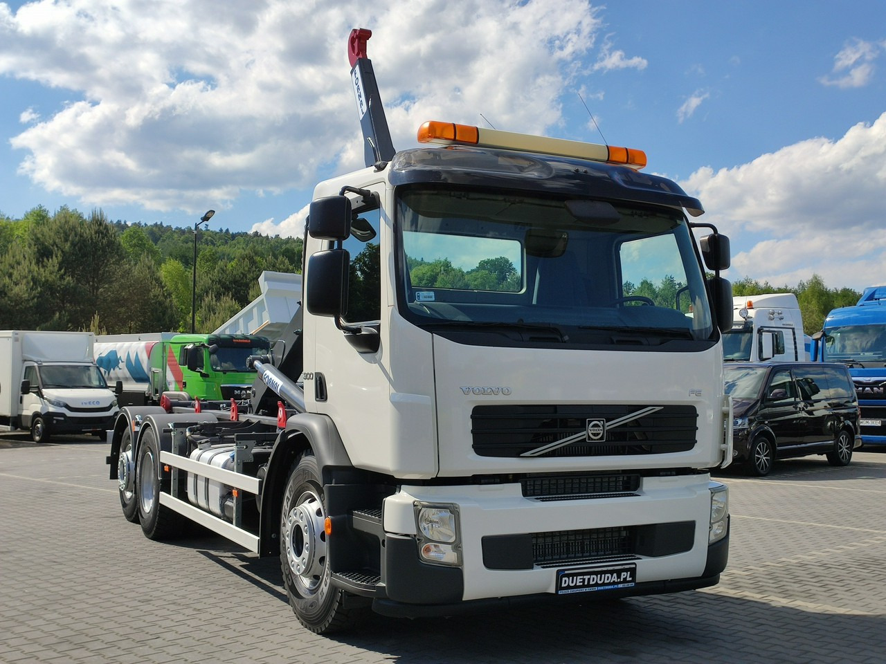 Volvo FE 26.300 Hakowiec Napęd 6x2 Oś Skrętna - Hákový nosič kontajnerov: obrázok 5 Volvo FE 26.300 Hakowiec Napęd 6x2 Oś Skrętna - Hákový nosič kontajnerov: obrázok 5