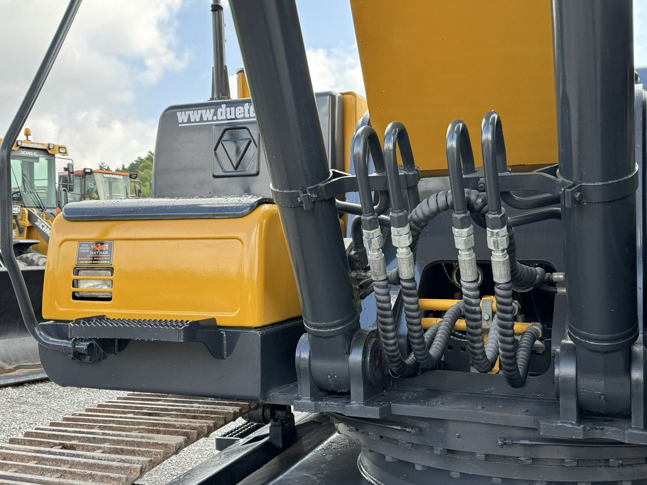 XCMG XE 250C 25ton Bez DPF i Adblue Stan Jak Nowy - Pásové rýpadlo: obrázok 5 XCMG XE 250C 25ton Bez DPF i Adblue Stan Jak Nowy - Pásové rýpadlo: obrázok 5