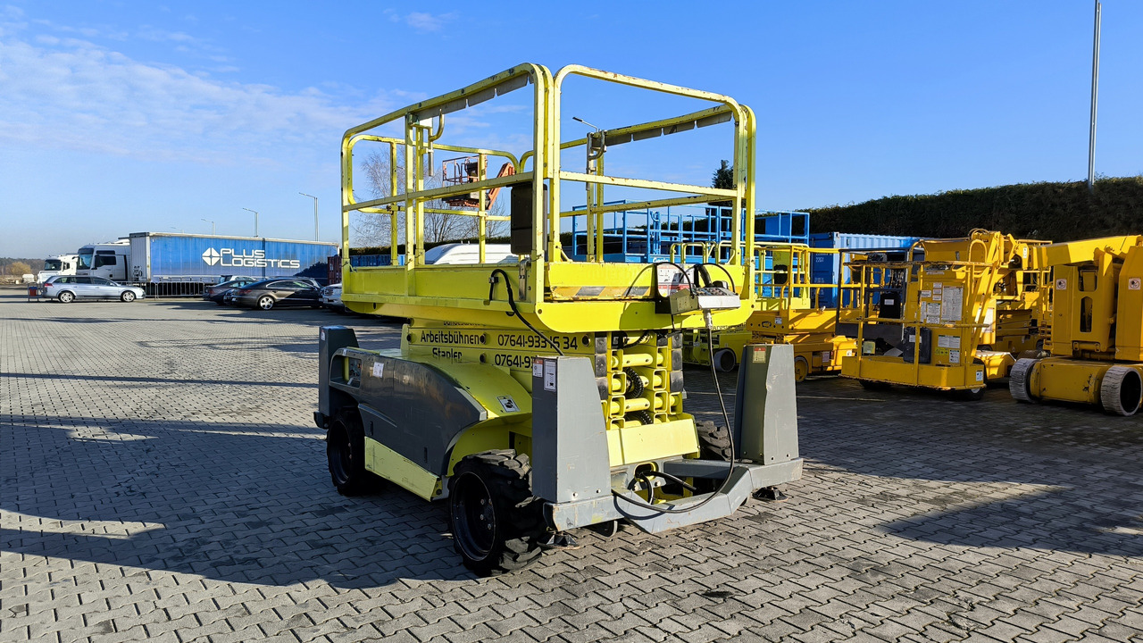 HAULOTTE Compact 12 DX - Samohybná plošiny: obrázok 1 HAULOTTE Compact 12 DX - Samohybná plošiny: obrázok 1