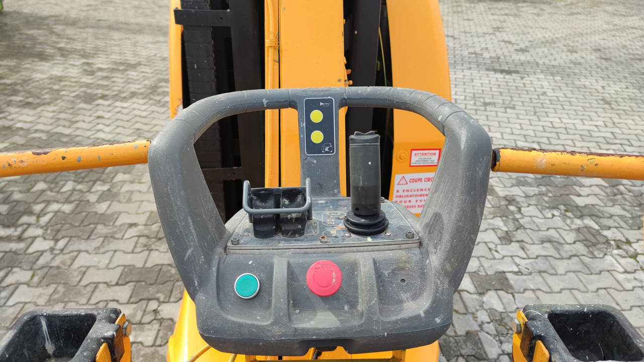 JLG TOUCAN 10 E - Stĺpová plošina: obrázok 3 JLG TOUCAN 10 E - Stĺpová plošina: obrázok 3
