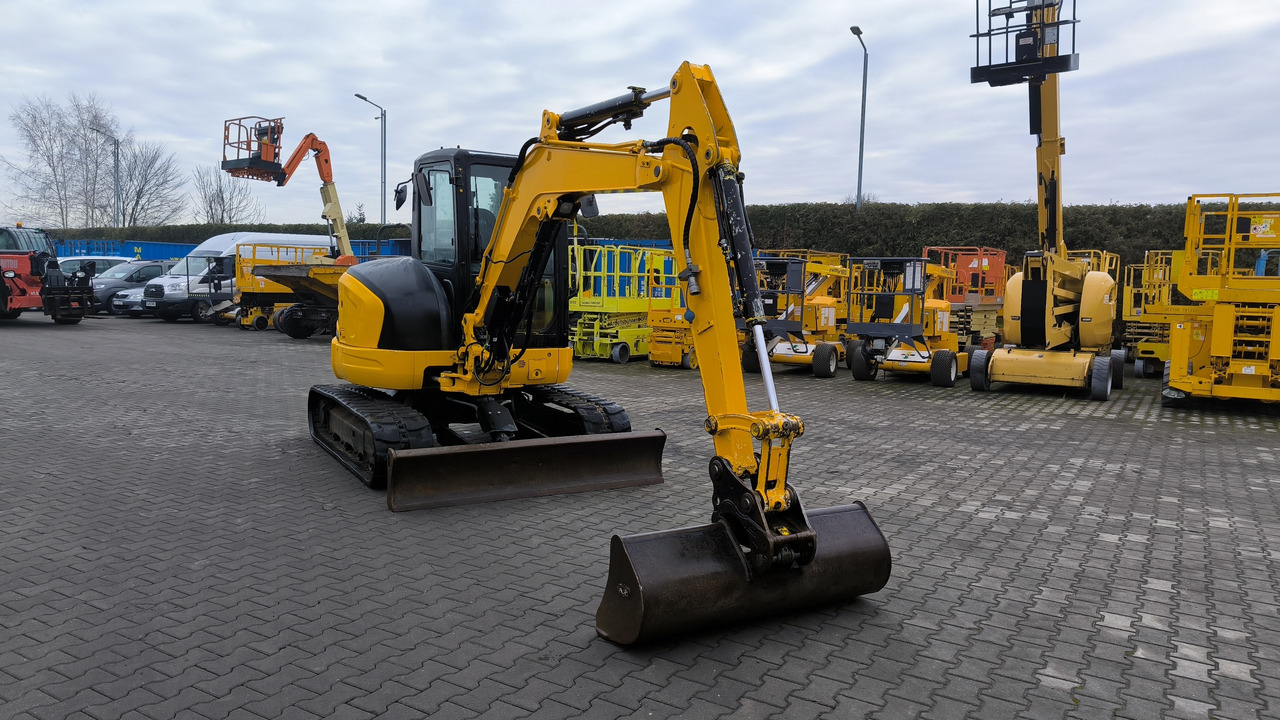 KUBOTA U 48 - 4 - Mini rýpadlo: obrázok 3 KUBOTA U 48 - 4 - Mini rýpadlo: obrázok 3