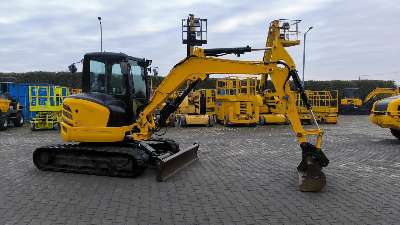 KUBOTA U 48 - 4 - Mini rýpadlo: obrázok 4 KUBOTA U 48 - 4 - Mini rýpadlo: obrázok 4