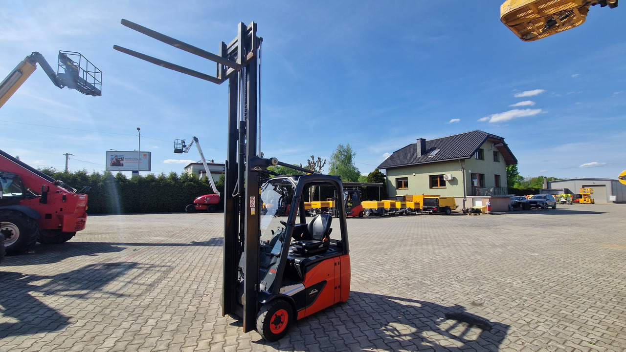 LINDE E 14 EVO - Elektrický vysokozdvižný vozík: obrázok 3 LINDE E 14 EVO - Elektrický vysokozdvižný vozík: obrázok 3