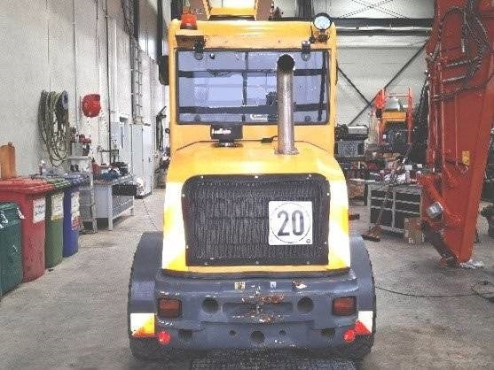 Eurotrac W13 - Šmykom riadený nakladač: obrázok 4 Eurotrac W13 - Šmykom riadený nakladač: obrázok 4