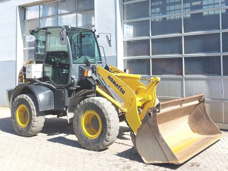 Komatsu WA 100 M-7 - Šmykom riadený nakladač: obrázok 4 Komatsu WA 100 M-7 - Šmykom riadený nakladač: obrázok 4