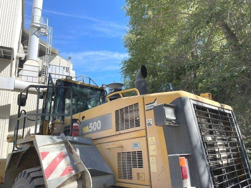 Komatsu WA 500-6 - Kolesový nakladač: obrázok 3 Komatsu WA 500-6 - Kolesový nakladač: obrázok 3