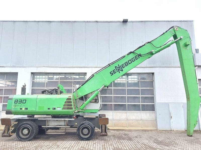 Sennebogen 830  - Překládkové rýpadlo: obrázok 5 Sennebogen 830  - Překládkové rýpadlo: obrázok 5