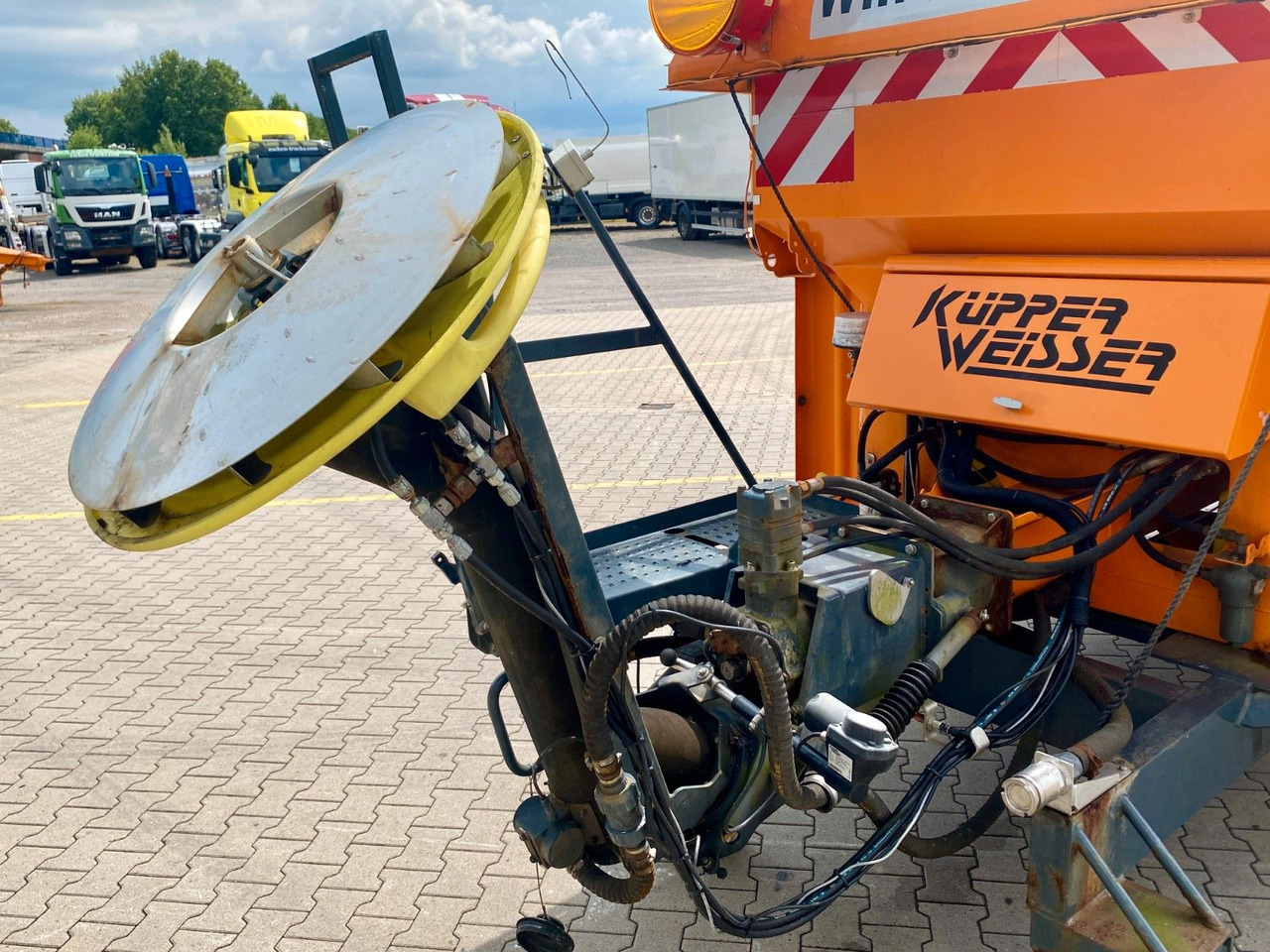 Küpper-Weisser|IMSSN 8m³Salzstreuer*auf Gestell - Rozmetač piesku/ Soli: obrázok 4 Küpper-Weisser|IMSSN 8m³Salzstreuer*auf Gestell - Rozmetač piesku/ Soli: obrázok 4