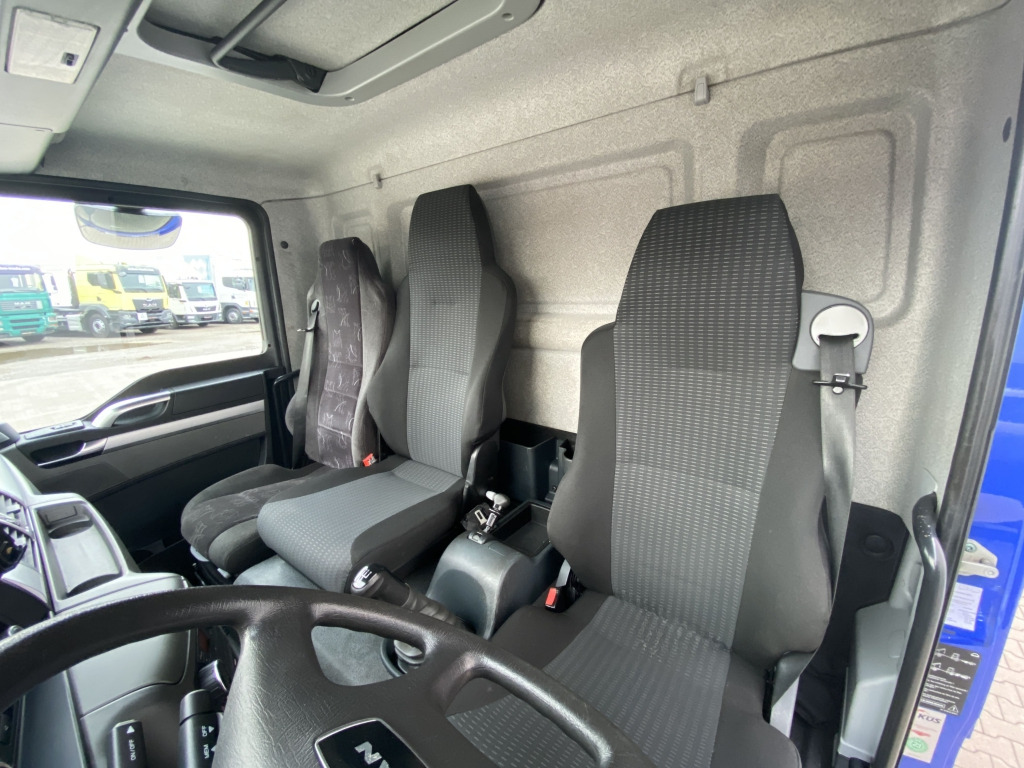 Valníkový/ Plošinový nákladný automobil MAN TGL 8.180 4x2 BB: obrázok 18