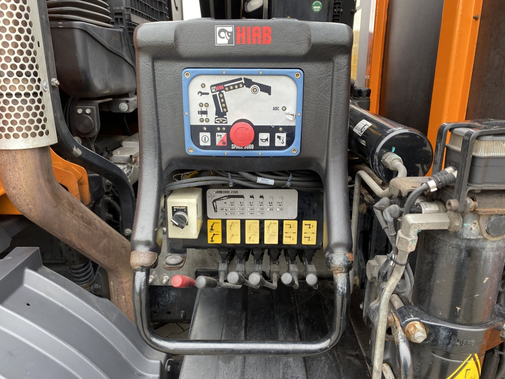 MAN TGM 15.290 4x2 BL / HIAB Faltkran - Valníkový/ Plošinový nákladný automobil, Auto s hydraulickou rukou: obrázok 2 MAN TGM 15.290 4x2 BL / HIAB Faltkran - Valníkový/ Plošinový nákladný automobil, Auto s hydraulickou rukou: obrázok 2