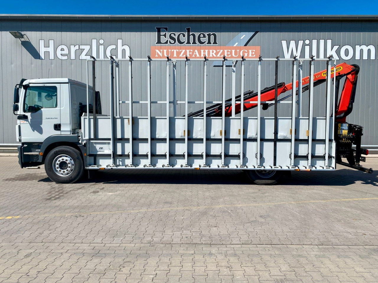 MAN TGM 18.290| Glas/HEGLA*PK12002*Funk*3x Sitze*AHK - Valníkový/ Plošinový nákladný automobil, Auto s hydraulickou rukou: obrázok 3 MAN TGM 18.290| Glas/HEGLA*PK12002*Funk*3x Sitze*AHK - Valníkový/ Plošinový nákladný automobil, Auto s hydraulickou rukou: obrázok 3