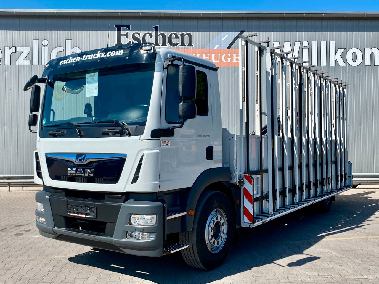 MAN TGM 18.290| Glas/HEGLA*PK12002*Funk*3x Sitze*AHK - Valníkový/ Plošinový nákladný automobil, Auto s hydraulickou rukou: obrázok 1 MAN TGM 18.290| Glas/HEGLA*PK12002*Funk*3x Sitze*AHK - Valníkový/ Plošinový nákladný automobil, Auto s hydraulickou rukou: obrázok 1