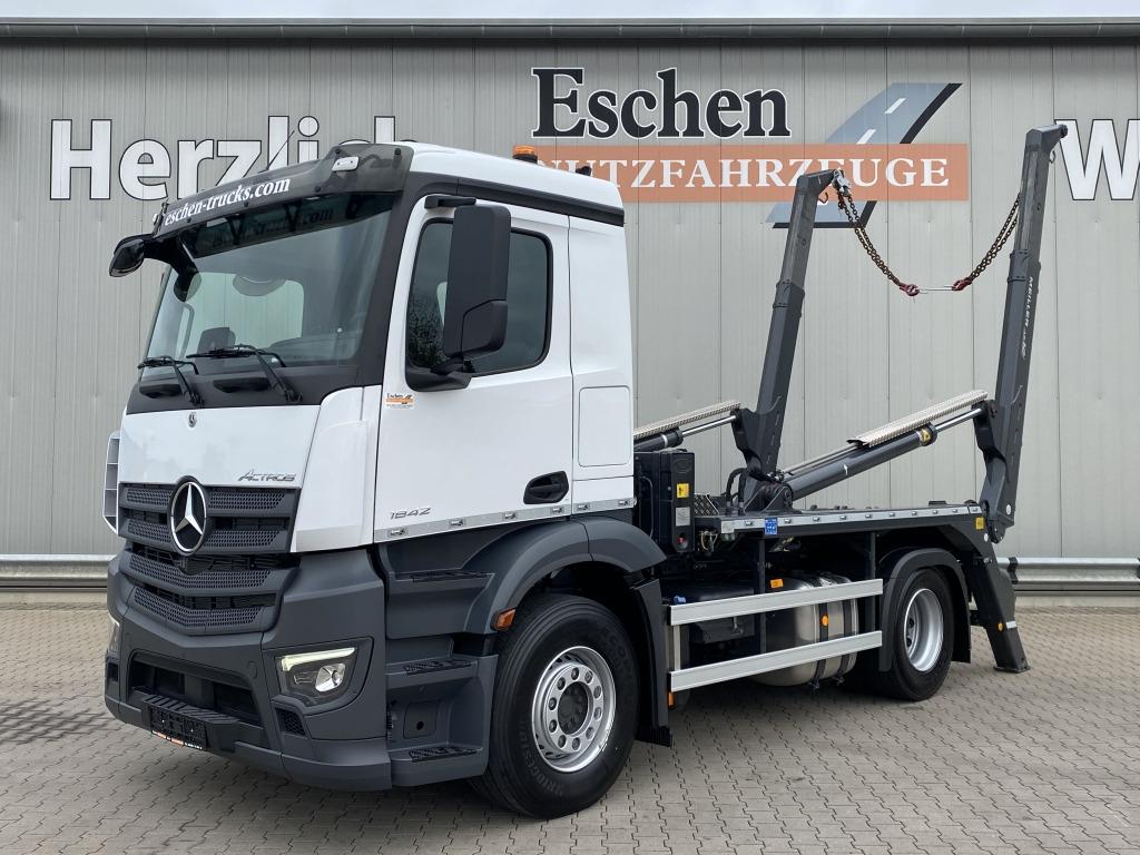 Mercedes-Benz 1842 L Actros - Ramenový nosič kontajnerov: obrázok 1 Mercedes-Benz 1842 L Actros - Ramenový nosič kontajnerov: obrázok 1