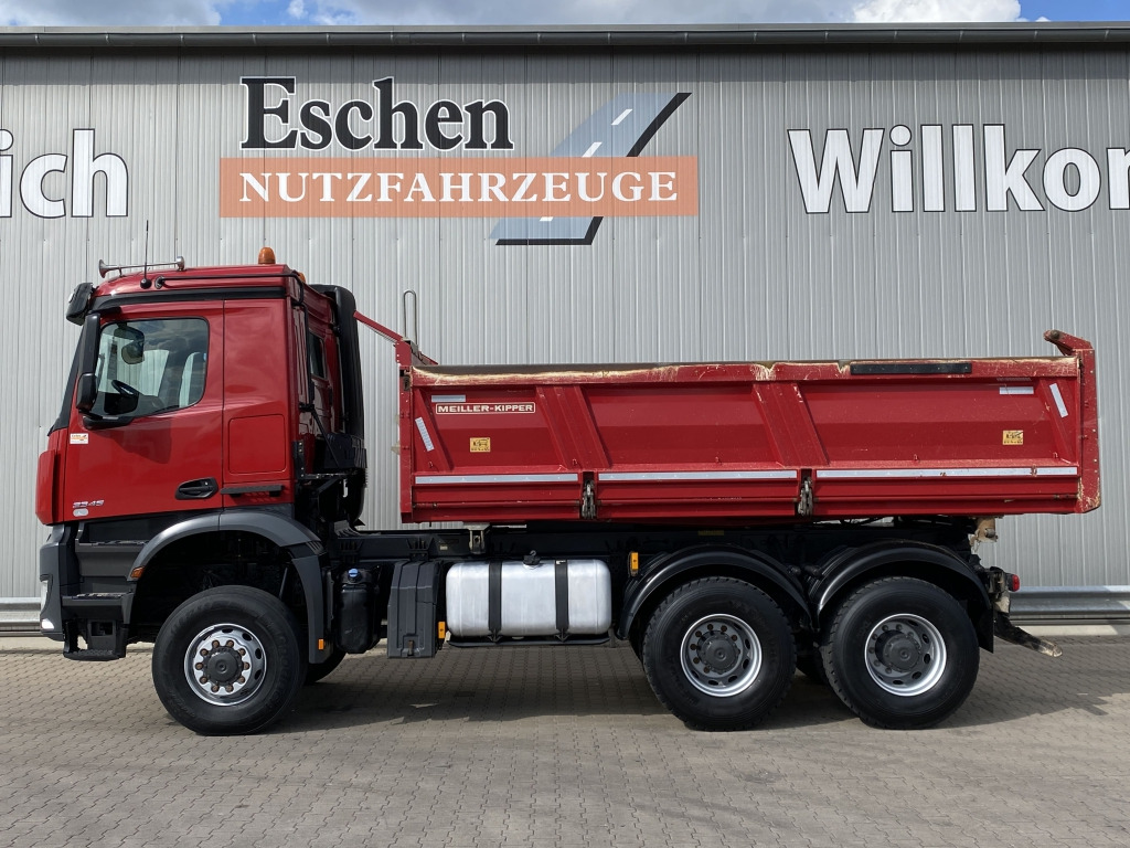 Mercedes-Benz 3345 6x6 - Sklápač: obrázok 3 Mercedes-Benz 3345 6x6 - Sklápač: obrázok 3