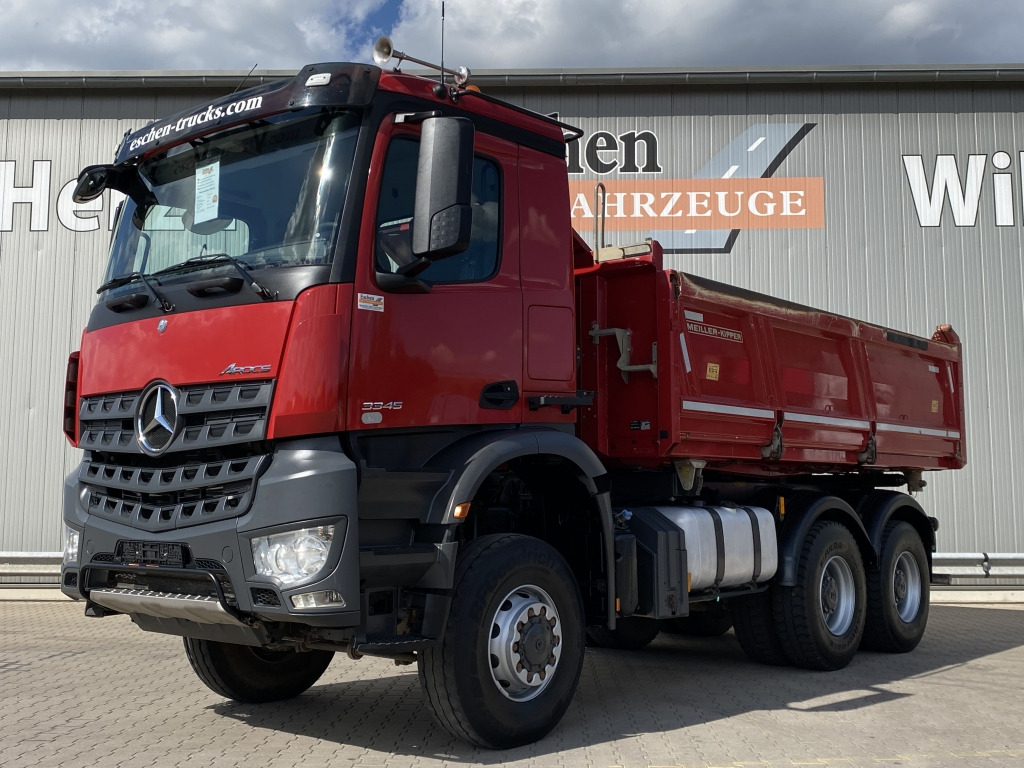 Mercedes-Benz 3345 6x6 - Sklápač: obrázok 2 Mercedes-Benz 3345 6x6 - Sklápač: obrázok 2