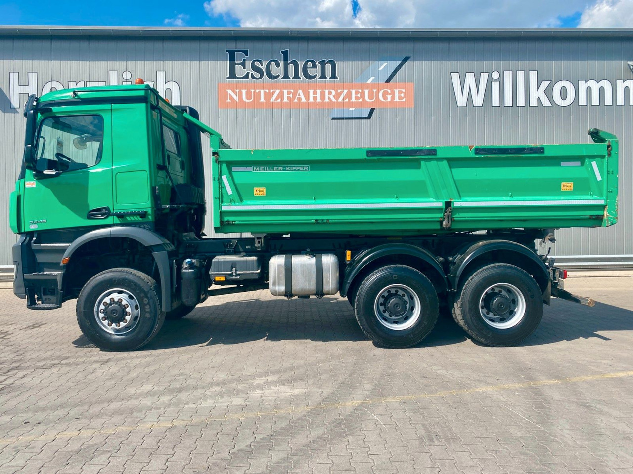 Mercedes-Benz 3345 Arocs 6x6 | MEILLER*Bordmatik*AHK*Blatt*AC - Sklápač: obrázok 3 Mercedes-Benz 3345 Arocs 6x6 | MEILLER*Bordmatik*AHK*Blatt*AC - Sklápač: obrázok 3