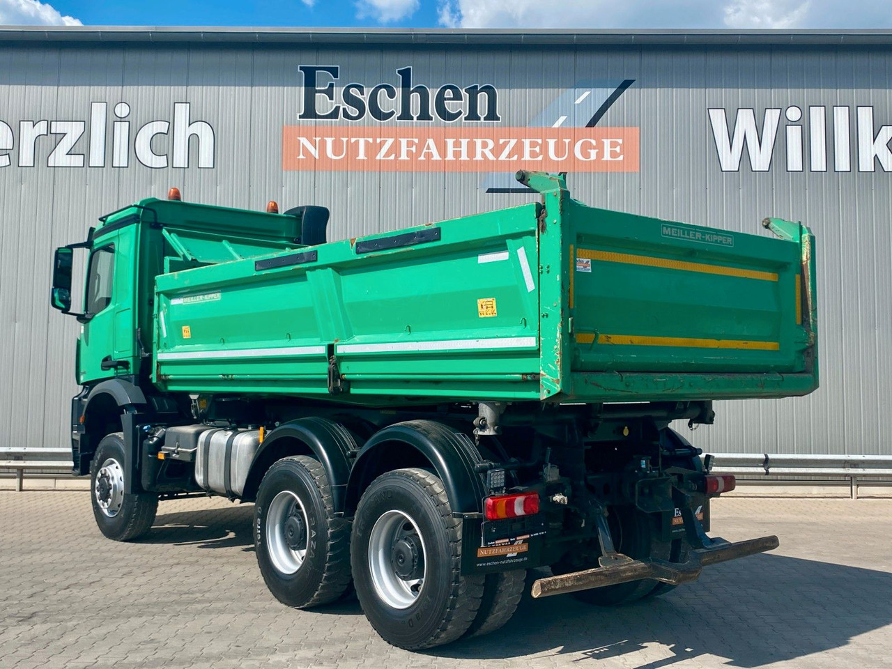 Mercedes-Benz 3345 Arocs 6x6 | MEILLER*Bordmatik*AHK*Blatt*AC - Sklápač: obrázok 4 Mercedes-Benz 3345 Arocs 6x6 | MEILLER*Bordmatik*AHK*Blatt*AC - Sklápač: obrázok 4