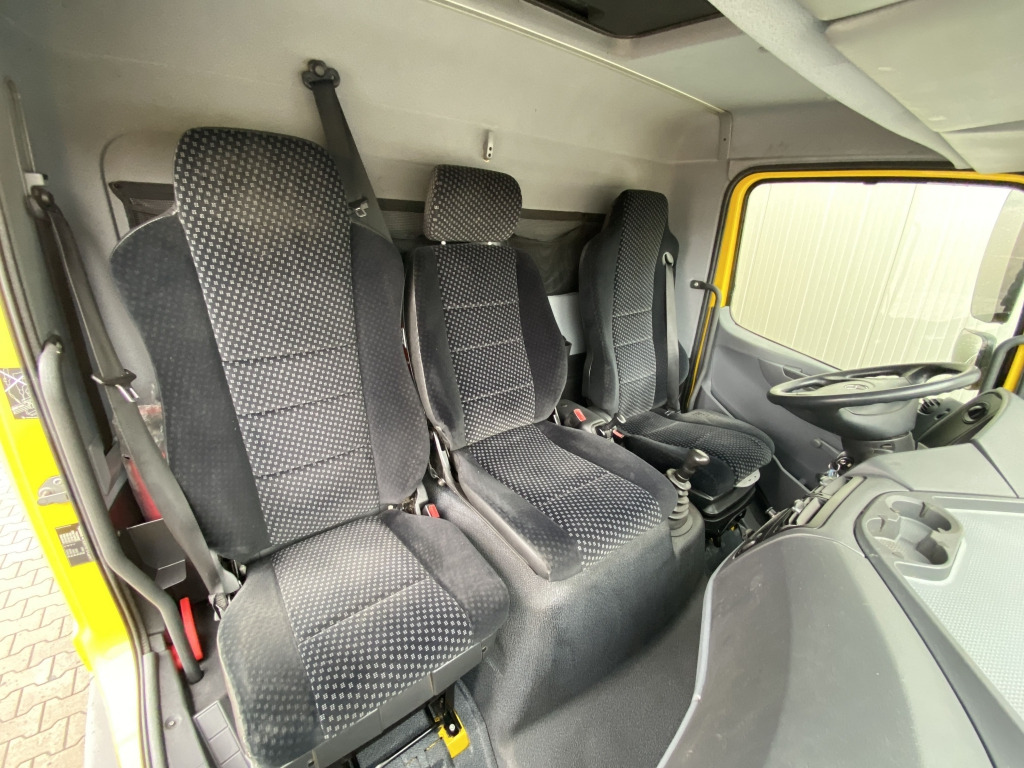 Skříňový nákladní auto Mercedes-Benz 816 L: obrázok 15