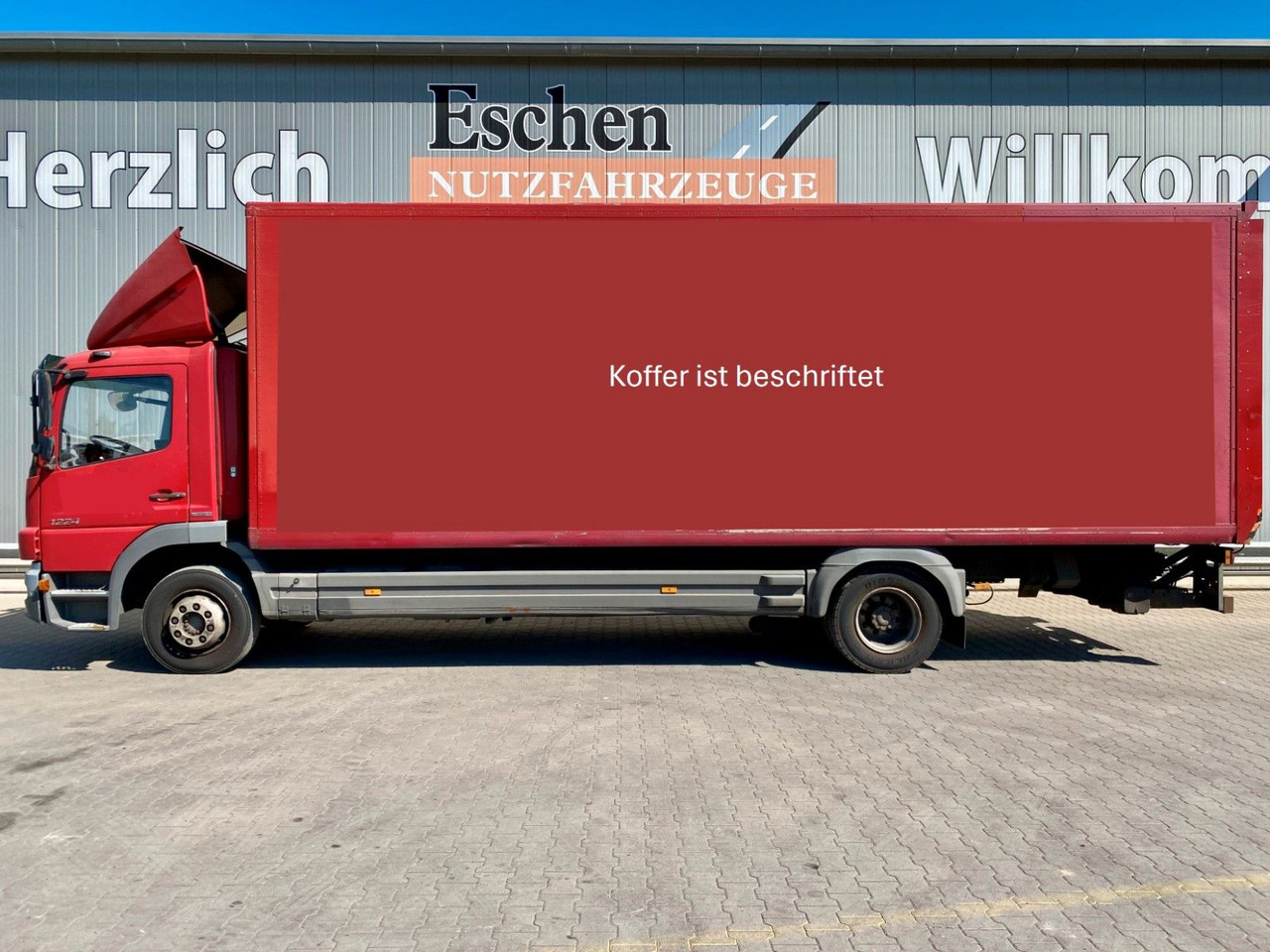 Mercedes-Benz Atego 1224 | BÄR LBW 1,50to*3x Sitze*Klima*AHK - Skříňový nákladní auto: obrázok 2 Mercedes-Benz Atego 1224 | BÄR LBW 1,50to*3x Sitze*Klima*AHK - Skříňový nákladní auto: obrázok 2