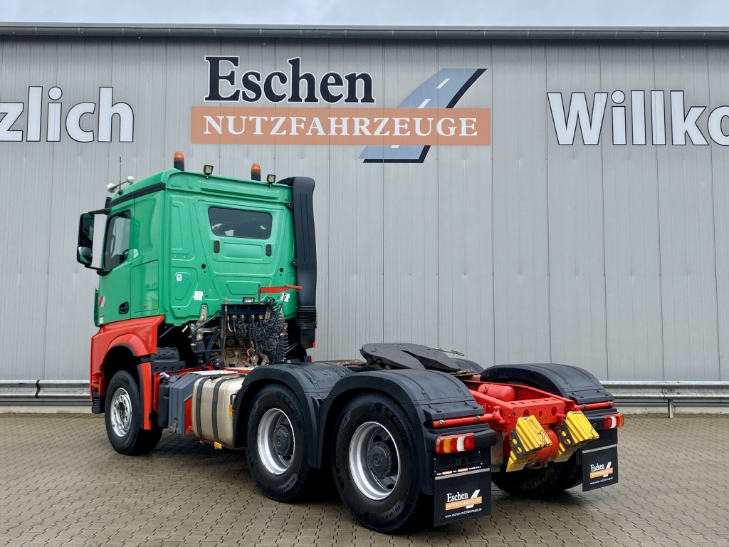 Mercedes-Benz 2663 LS Arocs 6x4 - Ťahač: obrázok 3 Mercedes-Benz 2663 LS Arocs 6x4 - Ťahač: obrázok 3