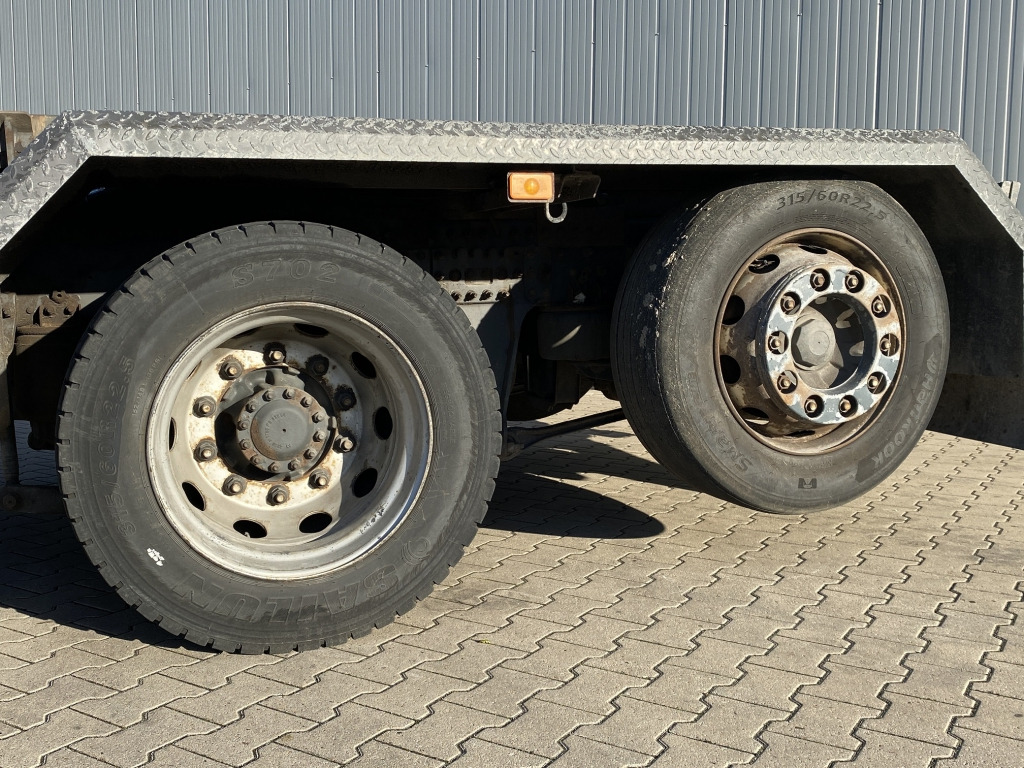 Volvo FM 6x2 Abrollkipper - Hákový nosič kontajnerov: obrázok 3 Volvo FM 6x2 Abrollkipper - Hákový nosič kontajnerov: obrázok 3