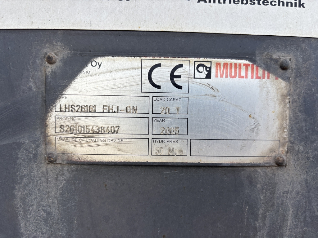 Volvo FM 6x2 Abrollkipper - Hákový nosič kontajnerov: obrázok 4 Volvo FM 6x2 Abrollkipper - Hákový nosič kontajnerov: obrázok 4