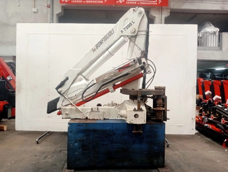 Grúa Bonfiglioli P.7200L - Hydraulická ruka pre Nákladné auto: obrázok 1 Grúa Bonfiglioli P.7200L - Hydraulická ruka pre Nákladné auto: obrázok 1