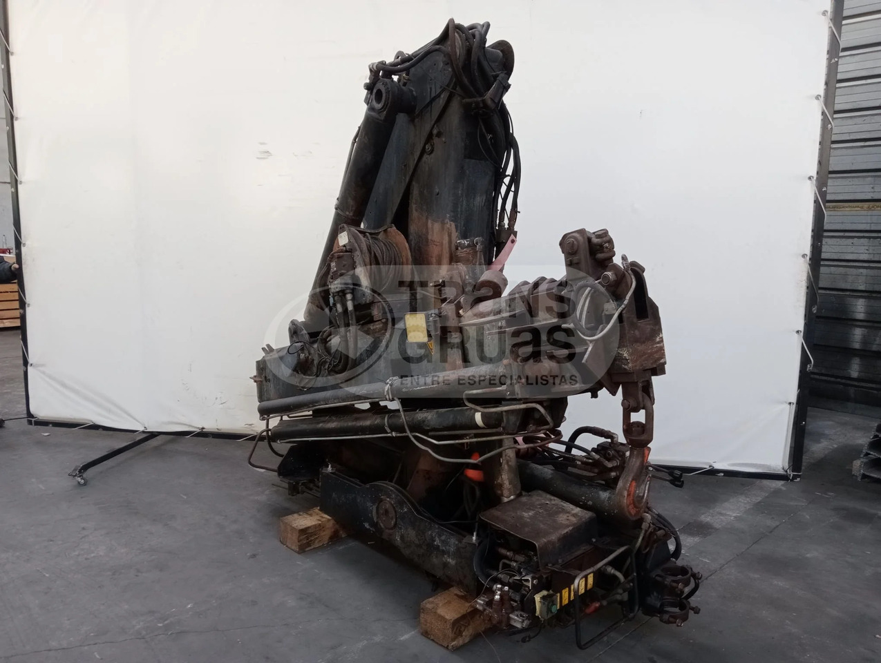 Grúa hidráulica Hiab 095-3 - Hydraulická ruka: obrázok 4 Grúa hidráulica Hiab 095-3 - Hydraulická ruka: obrázok 4