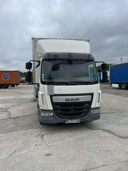 DAF LF 210 - Skříňový nákladní auto: obrázok 2 DAF LF 210 - Skříňový nákladní auto: obrázok 2