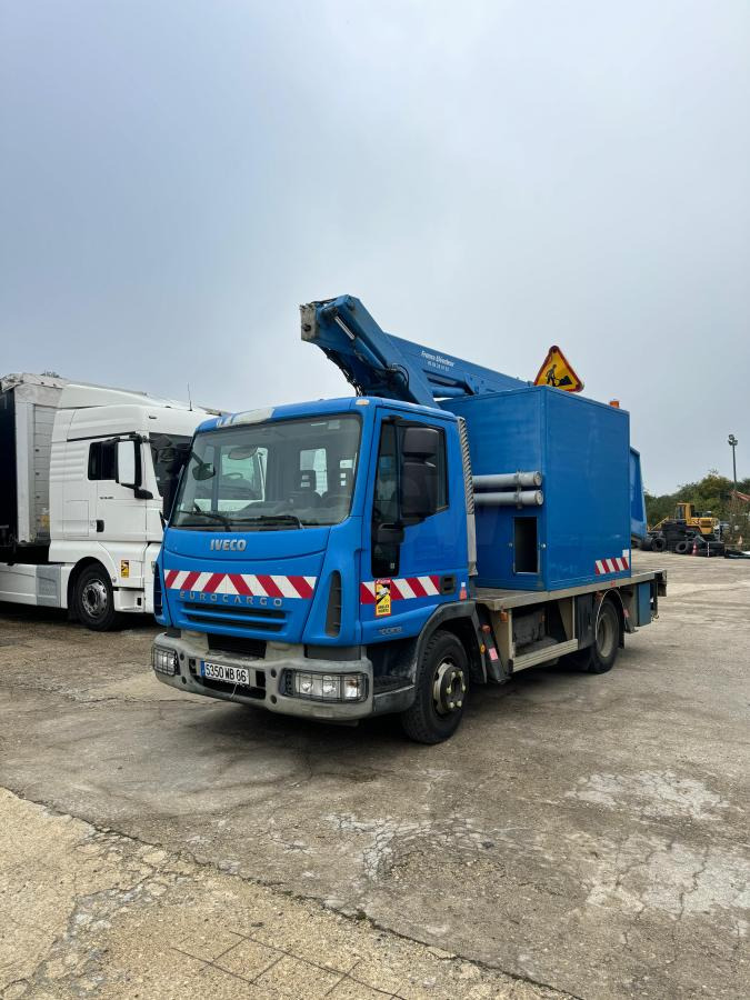 Iveco Eurocargo 100E19 - Automobilová plošina: obrázok 1 Iveco Eurocargo 100E19 - Automobilová plošina: obrázok 1