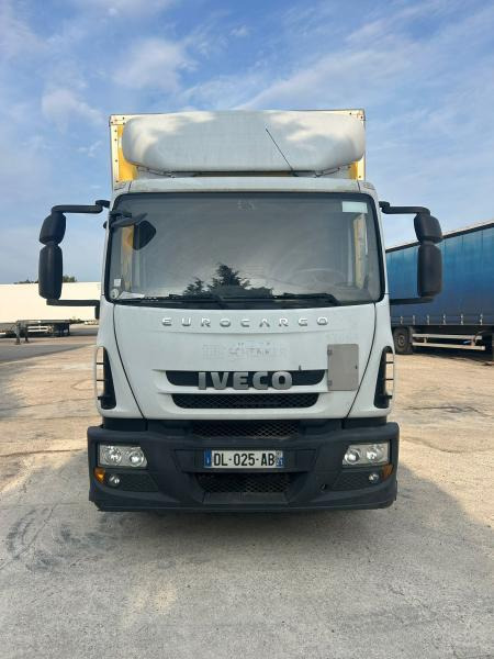 Iveco Eurocargo ML160E - Skříňový nákladní auto: obrázok 2 Iveco Eurocargo ML160E - Skříňový nákladní auto: obrázok 2