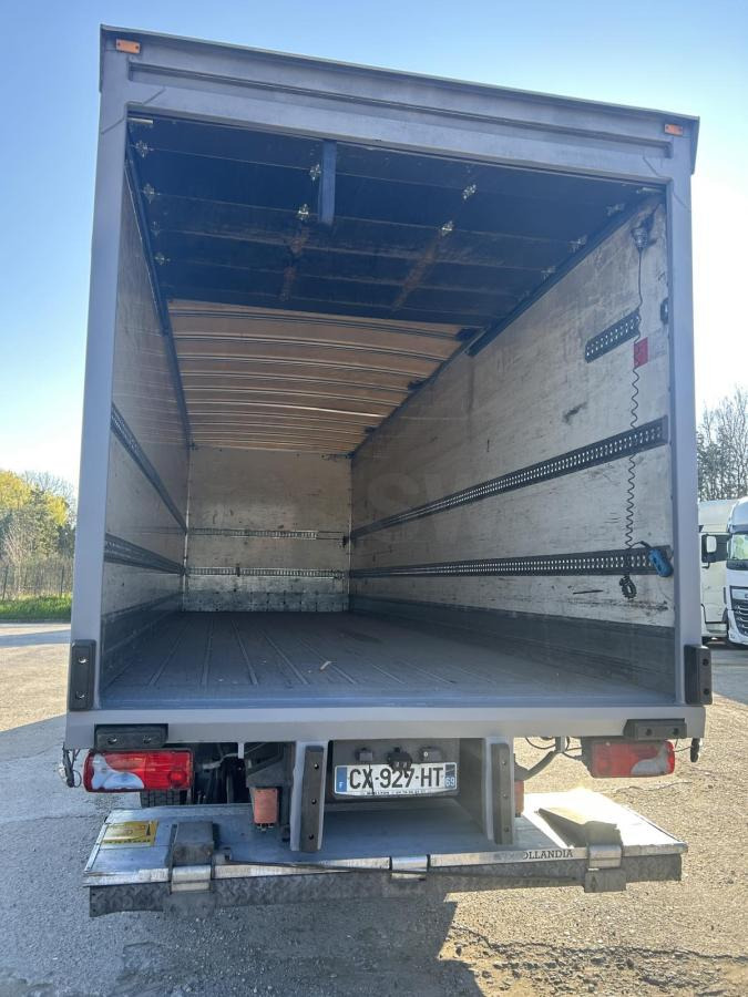 MAN TGM 18.250 - Skříňový nákladní auto: obrázok 4 MAN TGM 18.250 - Skříňový nákladní auto: obrázok 4