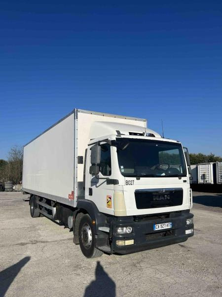 MAN TGM 18.250 - Skříňový nákladní auto: obrázok 1 MAN TGM 18.250 - Skříňový nákladní auto: obrázok 1