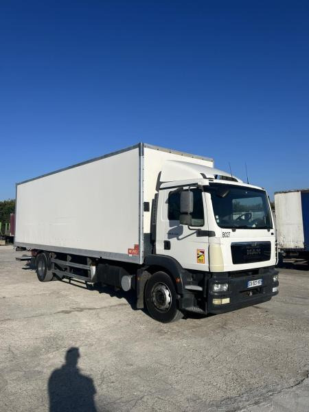 MAN TGM 18.250 - Skříňový nákladní auto: obrázok 5 MAN TGM 18.250 - Skříňový nákladní auto: obrázok 5