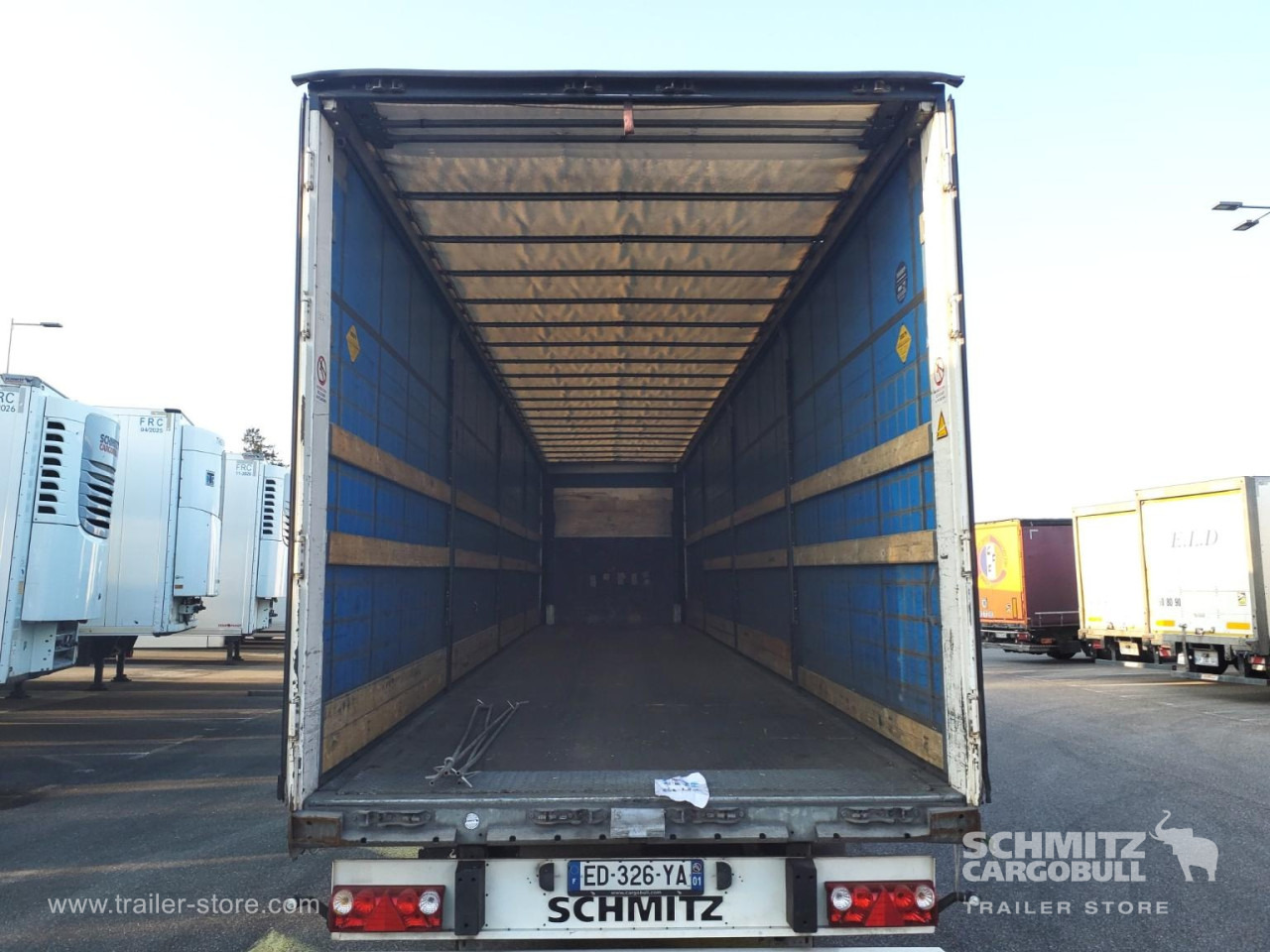 SCHMITZ Curtainsider Standard - Plachtový náves: obrázok 3 SCHMITZ Curtainsider Standard - Plachtový náves: obrázok 3