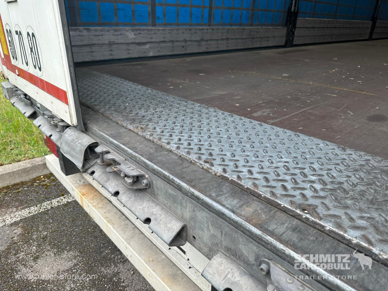 SCHMITZ Curtainsider Standard - Plachtový náves: obrázok 4 SCHMITZ Curtainsider Standard - Plachtový náves: obrázok 4