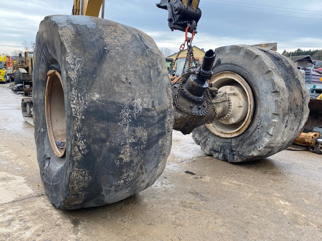 CAT 992 C -1V-5949 - Predná náprava pre Stavebné stroje: obrázok 2 CAT 992 C -1V-5949 - Predná náprava pre Stavebné stroje: obrázok 2